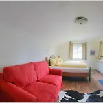 Alpenhof Garnihotel & מלון דירות 3*